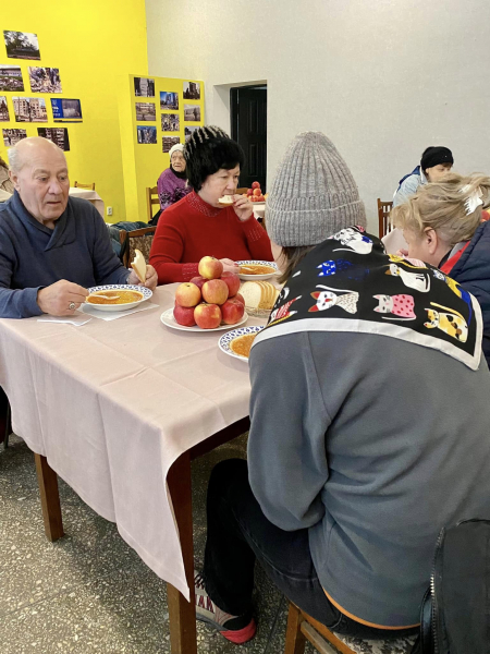 Фонд развития Каменского открыл социальную столовую