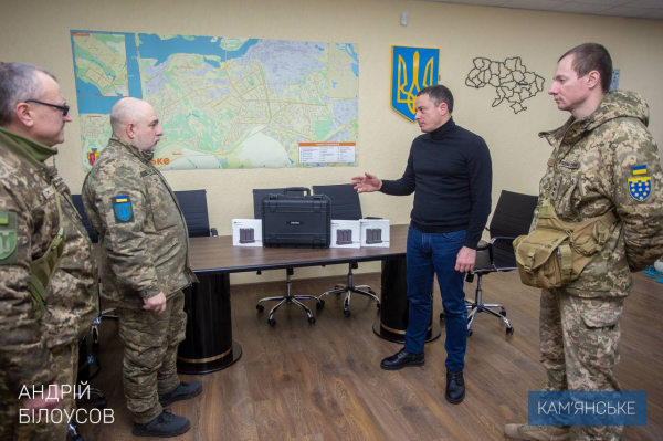 Мер Кам&rsquo;янського зустрівся з військовими та рідними загиблого захисника