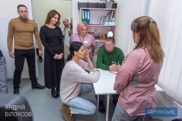 Центр реабілітації військових у Кам&rsquo;янському відвідала телеведуча Марія Єфросініна