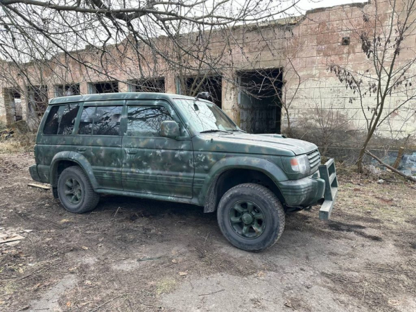 У День Збройних Сил України влада Кам&rsquo;янського відвезла авто та необхідні речі нашим захисникам