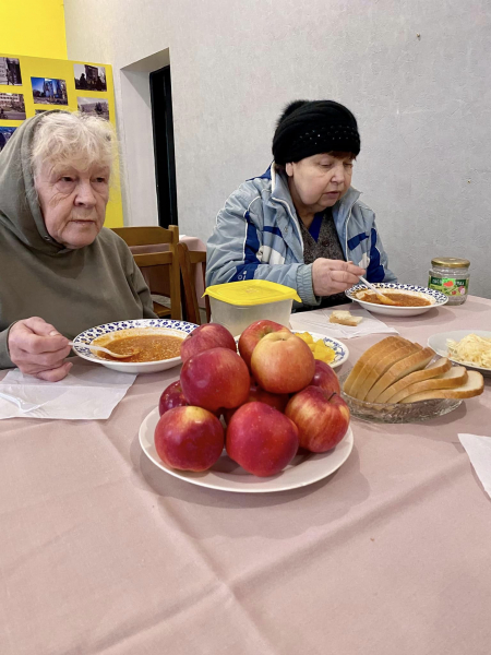 Фонд развития Каменского открыл социальную столовую