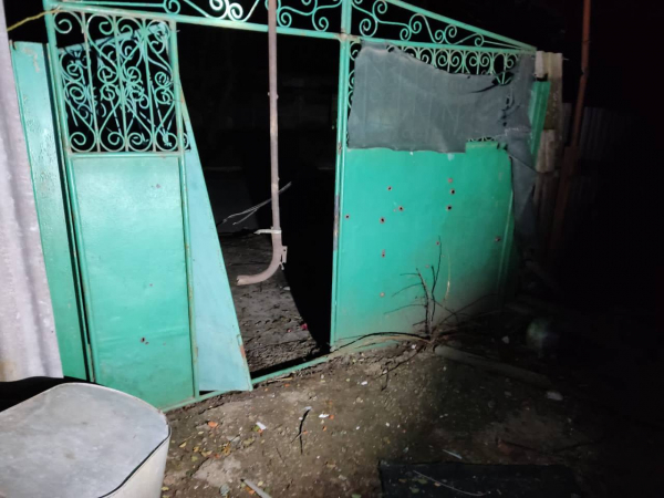 У Нікополі від ворожих атак постраждали неповнолітня дівчина та літня жінка