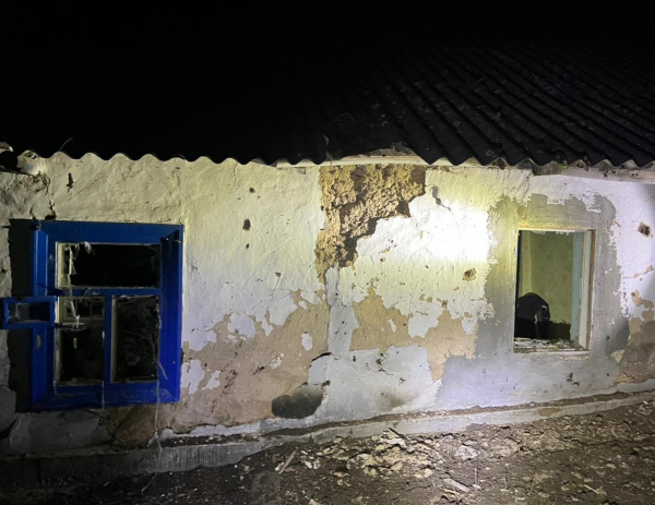 Ворог 11 разів атакував Нікопольщину, постраждали троє чоловіків