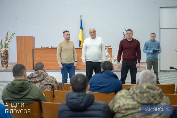 Мер Кам’янського відвідав військовослужбовців у медичних закладах Мер Кам’янського відвідав військовослужбовців у медичних закладах