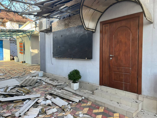 Ворог бив по Нікопольщині дронами-камікадзе та обстрілював з артилерії, є постраждалі