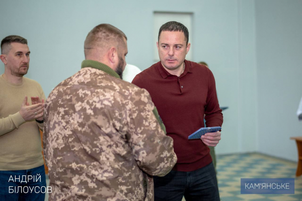 Мер Кам’янського відвідав військовослужбовців у медичних закладах Мер Кам’янського відвідав військовослужбовців у медичних закладах