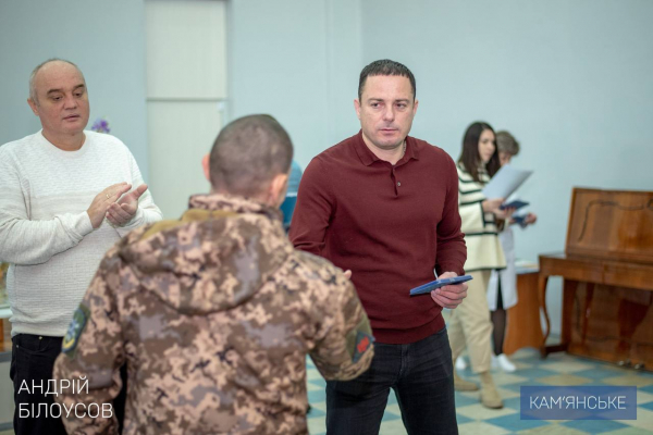 Мер Кам’янського відвідав військовослужбовців у медичних закладах Мер Кам’янського відвідав військовослужбовців у медичних закладах