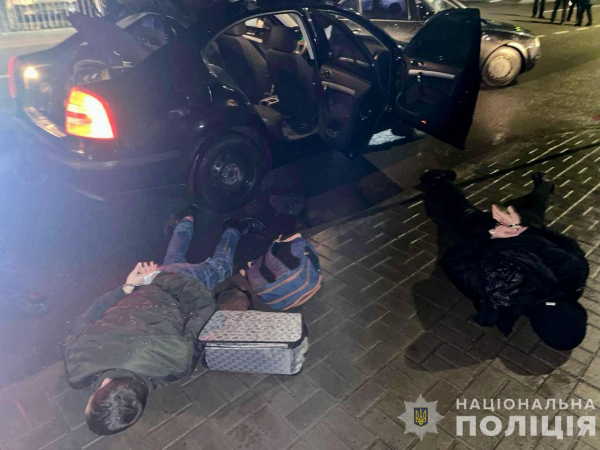 На Закарпатті затримали &laquo;гастролерів&raquo; з Дніпропетровщини, які готувалися вчинити серію злочинів