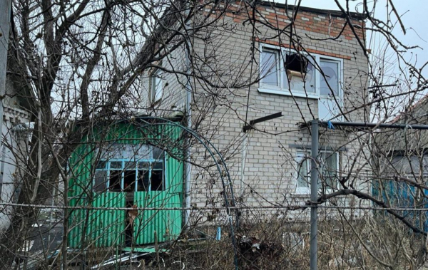 Ворог бив з артилерії по Нікополю та Марганецькій громаді: пошкоджено приватні будинки та комунікації