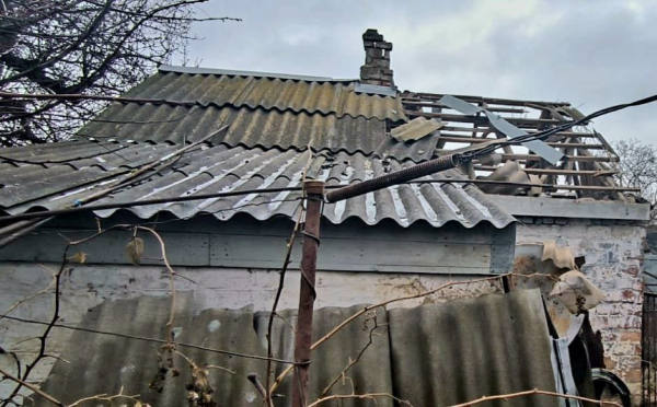 Ворог обстріляв Нікополь з артилерії та спрямував на місто дрони-камікадзе Ворог обстріляв Нікополь з артилерії та спрямував на місто дрони-камікадзе