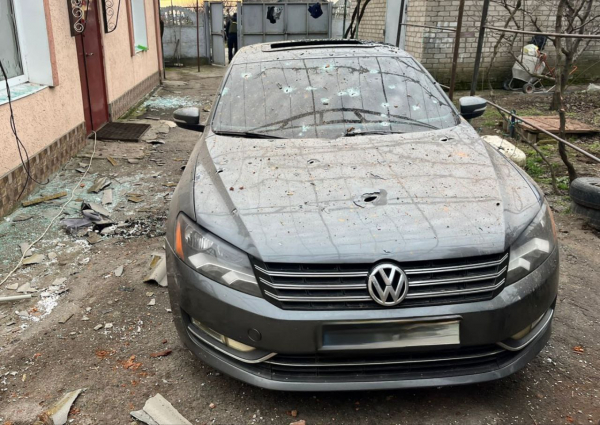 День безжальних атак: 12 артобстрілів та 3 удари дронами-камікадзе зазнала сьогодні Нікопольщина