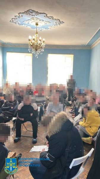 У Дніпрі затримано учасників злочинної групи, які утримували в трудовому рабстві 50 людей