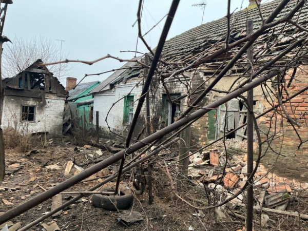 Ворог бив з артилерії по Нікополю та Марганецькій громаді: пошкоджено приватні будинки та комунікації