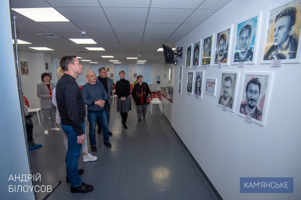 Мер Кам&rsquo;янського відвідав центр служби крові &laquo;Біофарма Плазма&raquo;