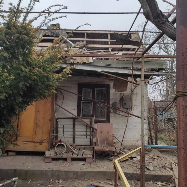 Окупанти запустили по Нікопольщині 7 дронів-камікадзе та обстріляли район з артилерії