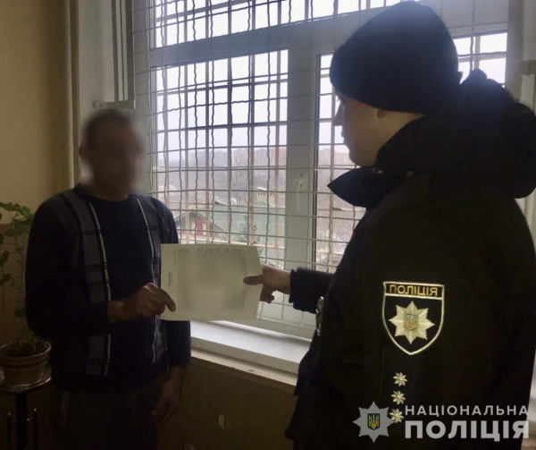 У Дніпрі двох чоловіків затримали&nbsp;за нанесення ножових поранень громадянам
