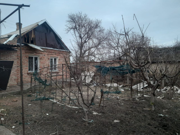 Увесь день ворог бив по Нікопольщині дронами-камікадзе та обстрілював з артилерії Увесь день ворог бив по Нікопольщині дронами-камікадзе та обстрілював з артилерії