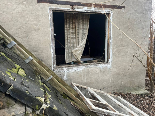 Ворог тричі обстріляв Нікопольщину з артилерії та спрямував на район два дрони-камікадзе