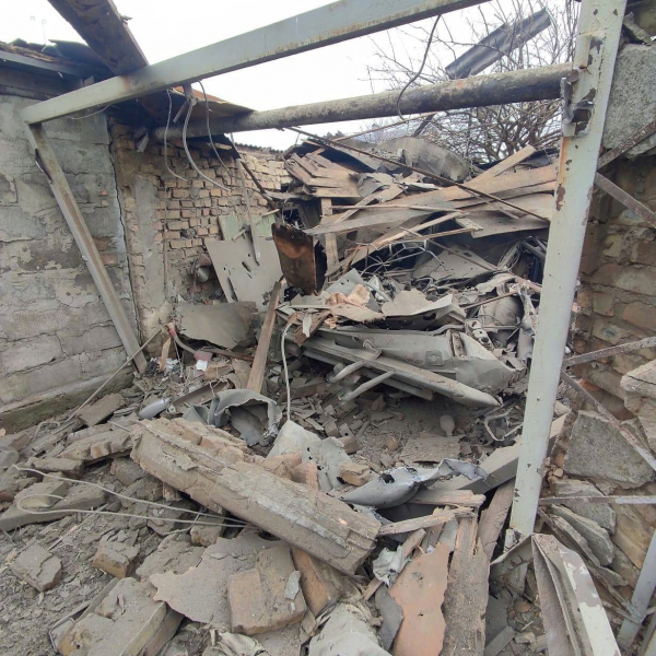 Внаслідок ворожих обстрілів на Нікопольщині одна людина загинула, ще дві постраждали