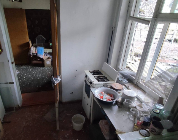 Внаслідок ворожих обстрілів на Нікопольщині одна людина загинула, ще дві постраждали