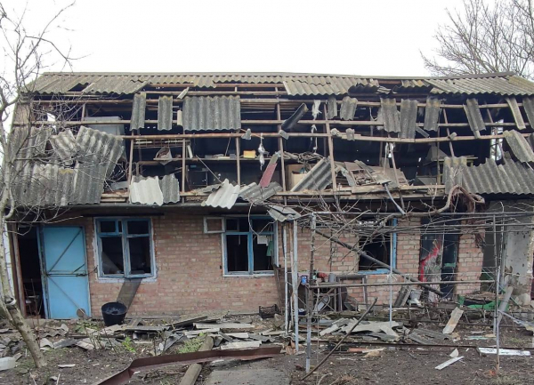 Внаслідок ворожих обстрілів на Нікопольщині одна людина загинула, ще дві постраждали