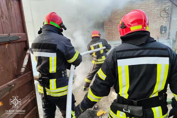 У Марганці внаслідок займання автівки чоловік отримав опіки обличчя
