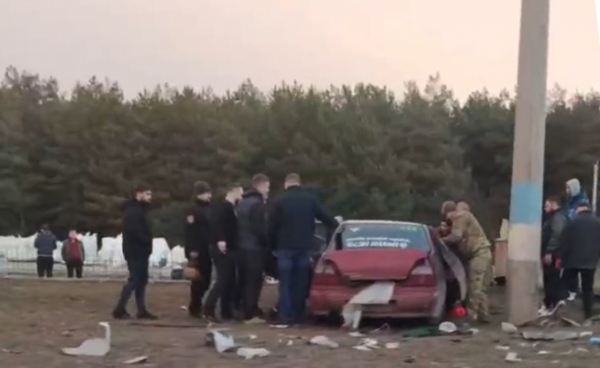 На мосту у Кам&rsquo;янському водій Daewoo, перебуваючи у стані сп&rsquo;яніння, врізався в бетонний відбійник