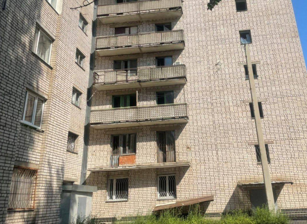 Через ворожий артобстріл у Нікополі постраждали двоє дітей та шестеро дорослих