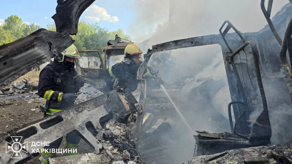 У Харкові ворожий КАБ влучив біля терміналу &laquo;Нової пошти&raquo;