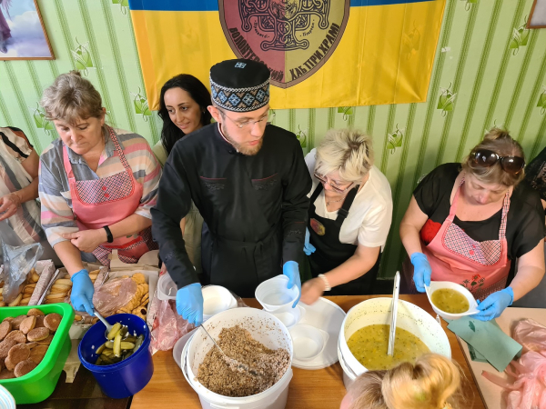 У Кам&rsquo;янському продовжують підтримувати вимушених переселенців