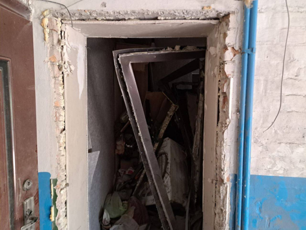Через ворожий артобстріл у Нікополі постраждали двоє дітей та шестеро дорослих