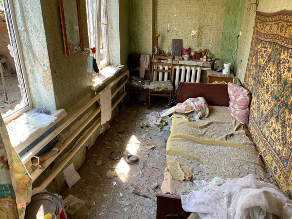 Протягом дня окупанти не припиняли атакувати Нікопольщину, постраждали дві жінки