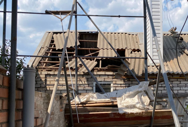 Протягом дня окупанти не припиняли атакувати Нікопольщину, постраждали дві жінки