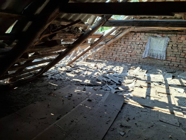 Ворог атакував Нікопольщину понад десять разів, постраждав 76-річний чоловік
