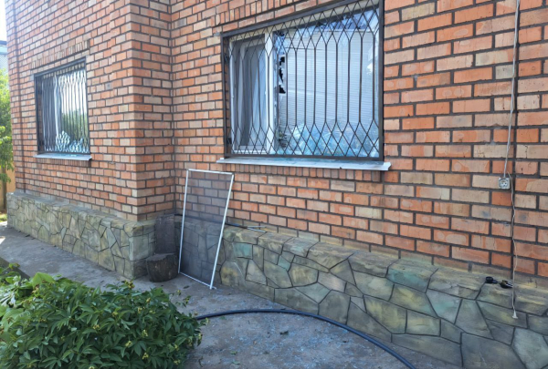 У Нікопольському районі внаслідок обстрілів постраждали двоє чоловіків та жінка