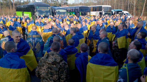 Напередодні Великодня з російського полону повернули 277 захисників&nbsp;