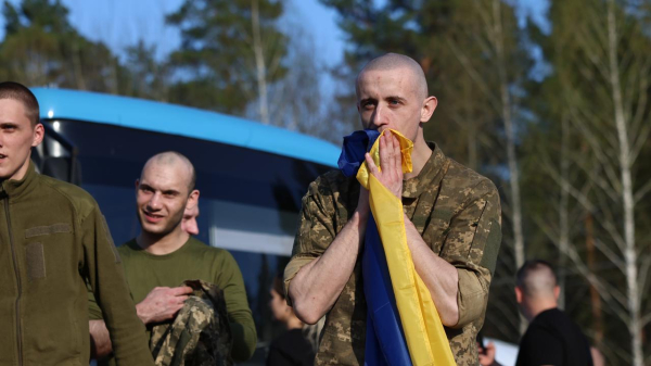 Напередодні Великодня з російського полону повернули 277 захисників&nbsp;