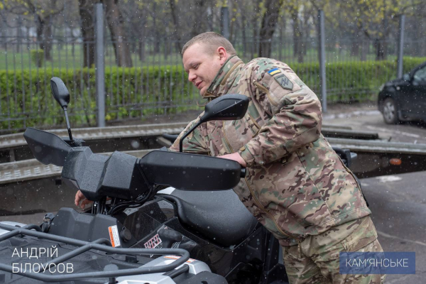Воїнам &ldquo;Азову&rdquo; передали квадроцикл від Кам&rsquo;янського
