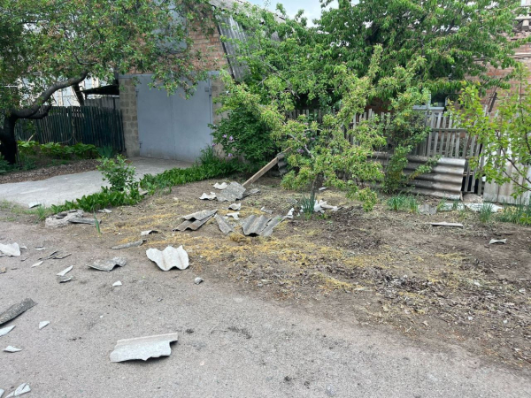 Окупанти вдарили БпЛА та артилерією по Нікопольщині: постраждали люди
