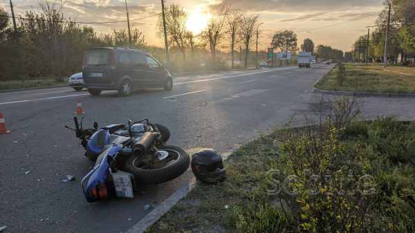 На проспекті Ювілейному у Кам&rsquo;янському в ДТП постраждав мотоцикліст