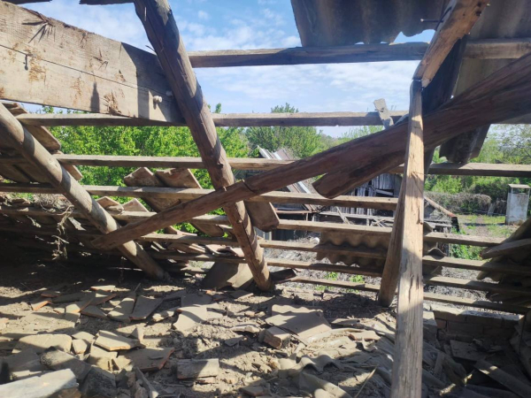 Весь день ворог бив по Нікопольщині, постраждала жінка