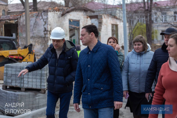 У Кам&rsquo;янському триває оновлення навчальних закладів