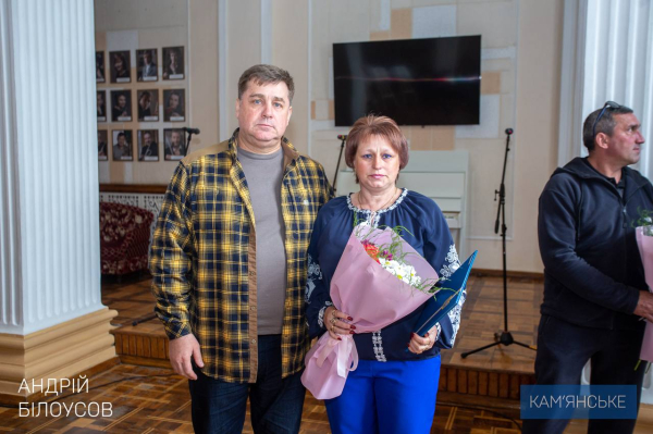 До Дня матері в Кам&rsquo;янському відкрили нову частину фотовиставки &laquo;Ось мати твоя&raquo;