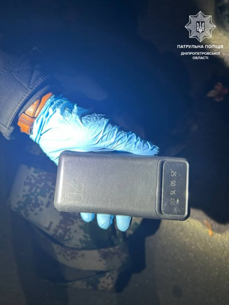 У Дніпрі чоловік пограбував жінку в бомбосховищі