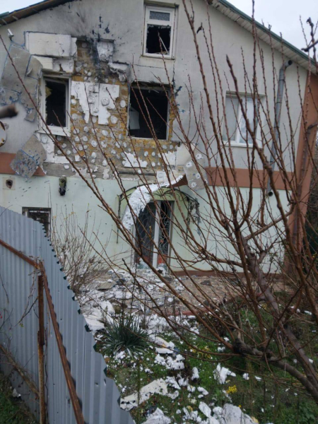 Ворог атакував два райони Дніпропетровщини, є постраждалі