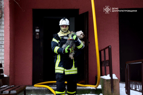 Через атаку БпЛА у Дніпрі постраждали щонайменше шестеро людей, серед них &mdash; 14-річна дівчинка