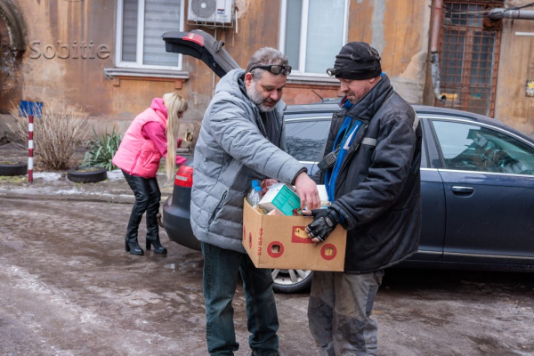 Кам&rsquo;янчани підтримують комунальників, які відновлюють енергетику та теплозабезпечення в умовах надскладної зими