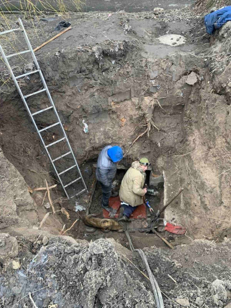 У Кам&rsquo;янському цілодобово ведуться роботи з відновлення тепломереж