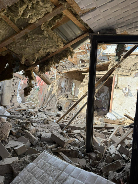 Ворог бив по Нікопольщині та Синельниківщині: поранений 72-річний чоловік