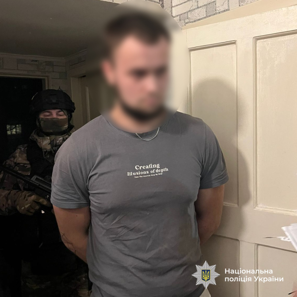 Мешканець Дніпра організував схему втечі військовослужбовців за кордон